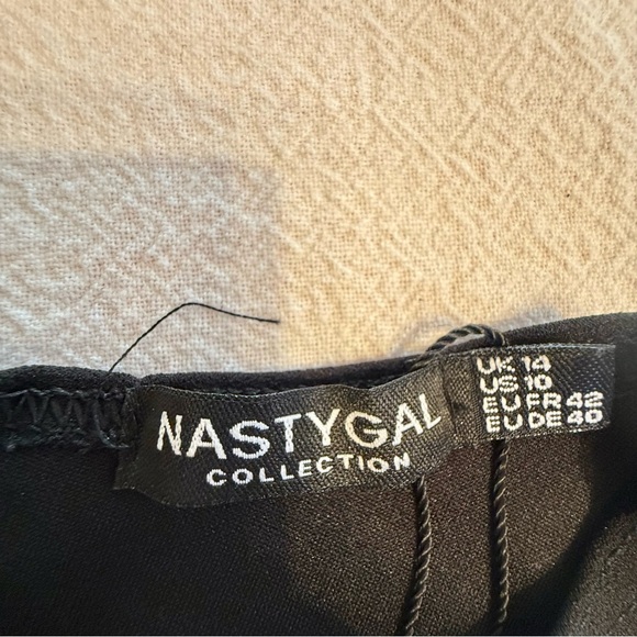 🖤 Nasty Gal Black Jumpsuit Romper Racerback Size 10 - Picture 6 of 9